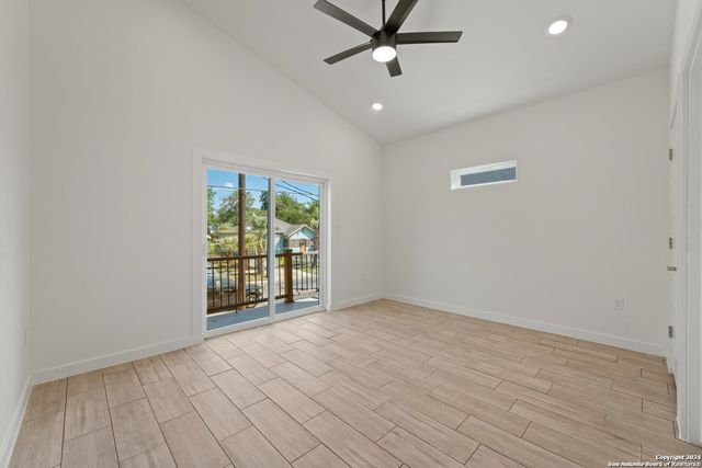 212 Cooper St, San Antonio, TX 78210