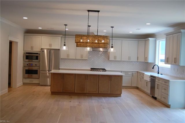 2856 Seaboard RD, Virginia Beach, VA 23456