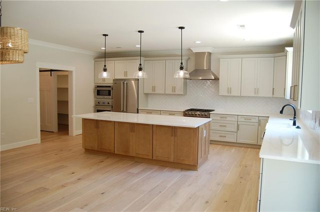 2856 Seaboard RD, Virginia Beach, VA 23456