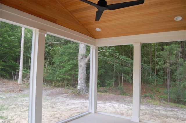 2856 Seaboard RD, Virginia Beach, VA 23456