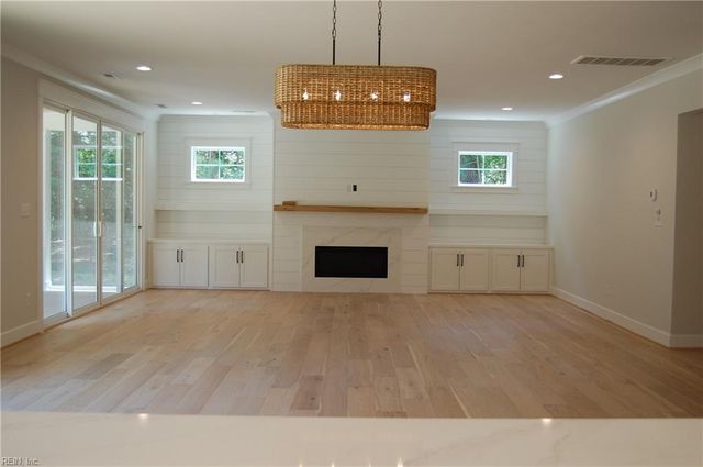 2856 Seaboard RD, Virginia Beach, VA 23456