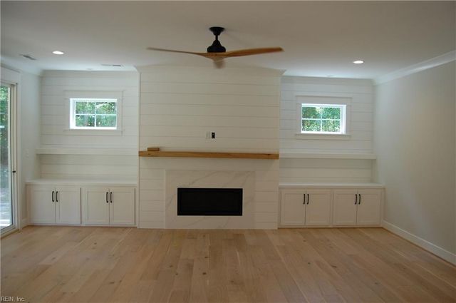 2856 Seaboard RD, Virginia Beach, VA 23456