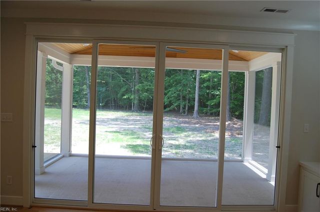 2856 Seaboard RD, Virginia Beach, VA 23456