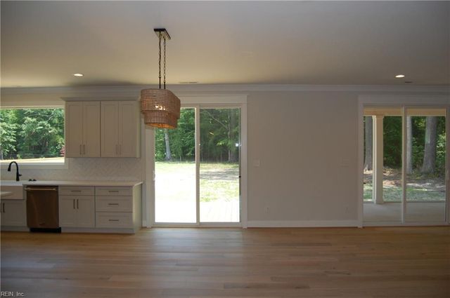 2856 Seaboard RD, Virginia Beach, VA 23456