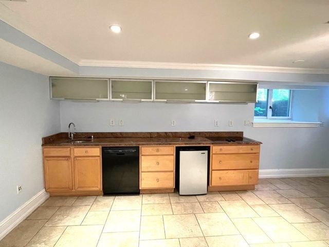 36 Sunhill Ln 0, Newton, MA 02459