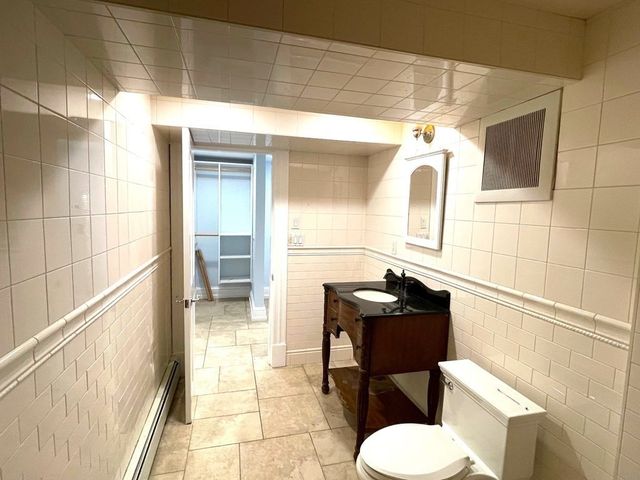 36 Sunhill Ln 0, Newton, MA 02459