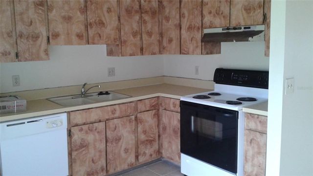 3285 SPLIT WILLOW DRIVE, Orlando, FL 32808