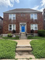 8814 Riverview Boulevard, St Louis, MO 63147