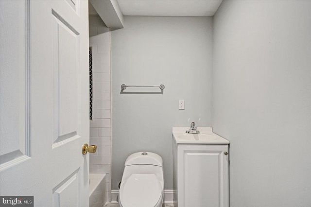 110 S ARLINGTON AVE, Baltimore, MD 21223