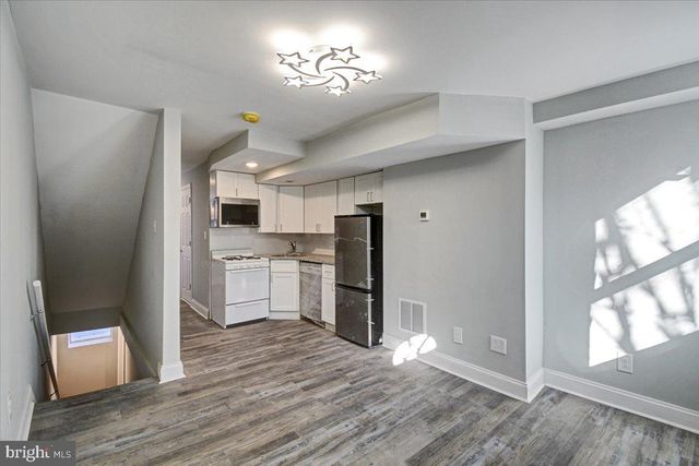 110 S ARLINGTON AVE, Baltimore, MD 21223
