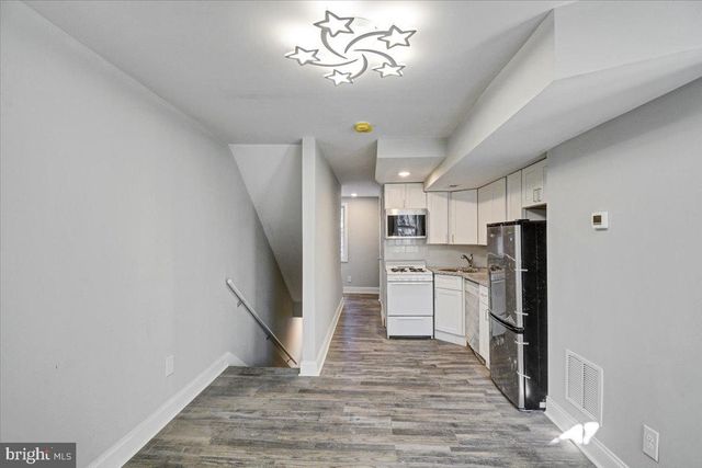 110 S ARLINGTON AVE, Baltimore, MD 21223