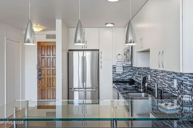 100 N Arlington Avenue UNIT 17G, Reno, NV 89501