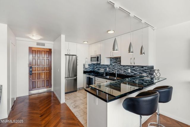 100 N Arlington Avenue UNIT 17G, Reno, NV 89501