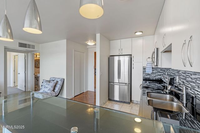 100 N Arlington Avenue UNIT 17G, Reno, NV 89501