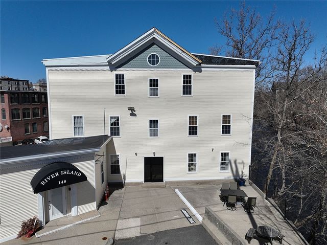 148 Bernon Street 26, Woonsocket, RI 02895