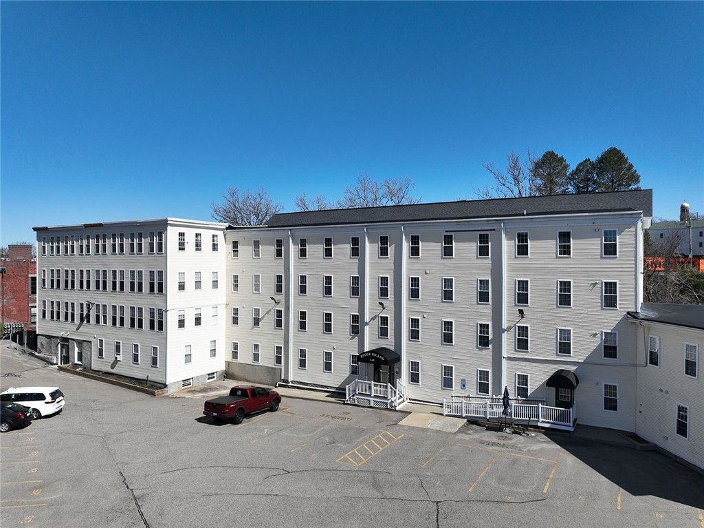 148 Bernon Street 26, Woonsocket, RI 02895