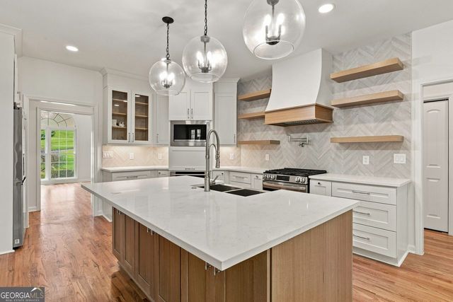 5173 Barrington Trc, Atlanta, GA 30331