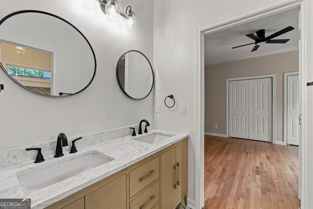 5173 Barrington Trc, Atlanta, GA 30331