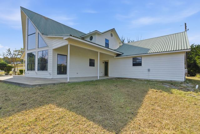 3550 Beacon Lake Drive, Bluff Dale, TX 76433