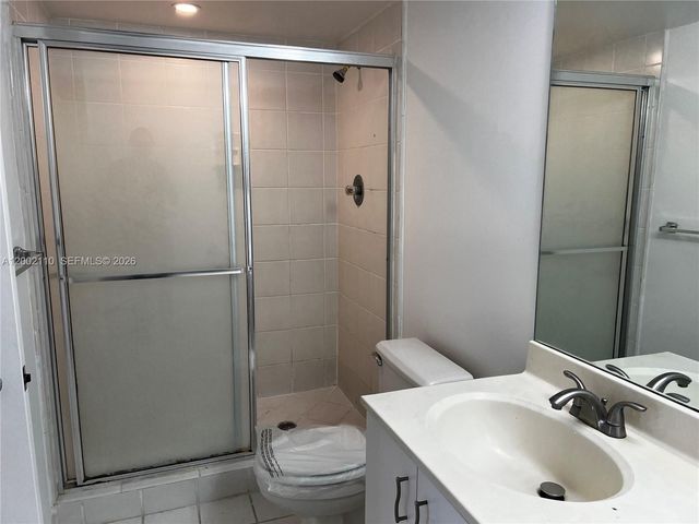 3300 NE 192nd St 1715, Aventura, FL 33180