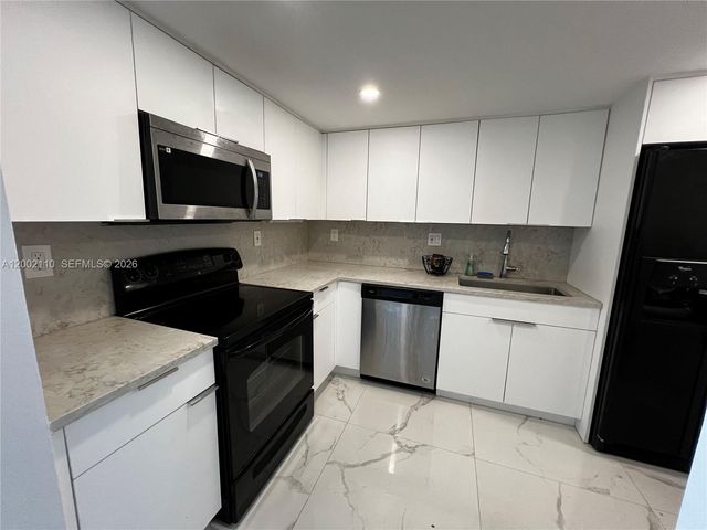 3300 NE 192nd St 1715, Aventura, FL 33180