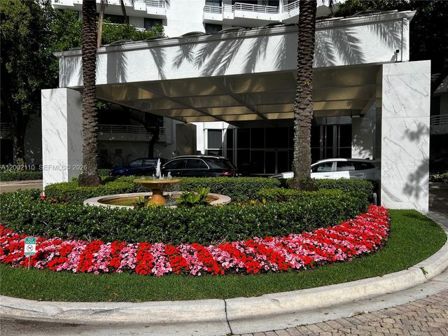 3300 NE 192nd St 1715, Aventura, FL 33180