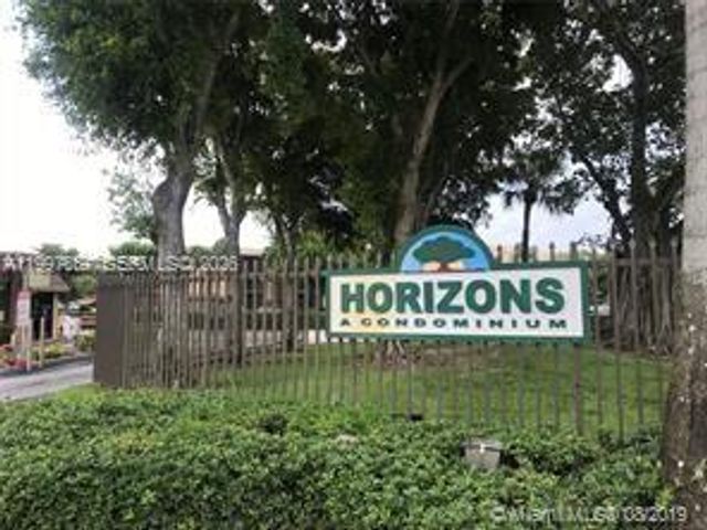 8065 SW 107 AV 321, Miami, FL 33173
