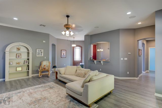 260 Eagle Bend Way, Shreveport, LA 71115