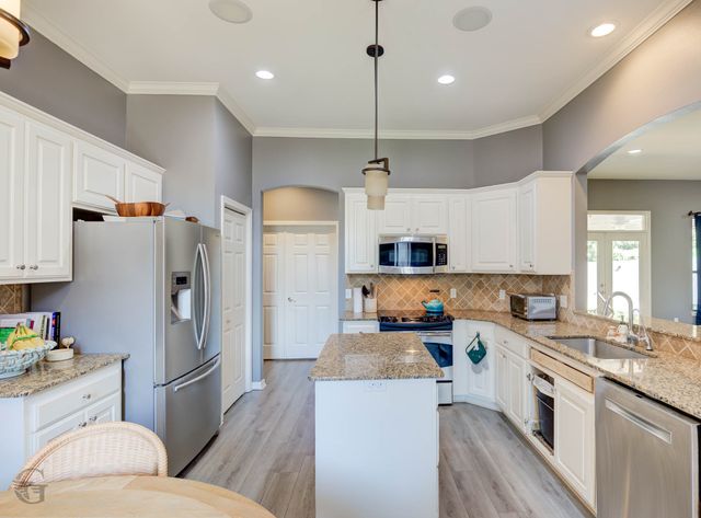 260 Eagle Bend Way, Shreveport, LA 71115