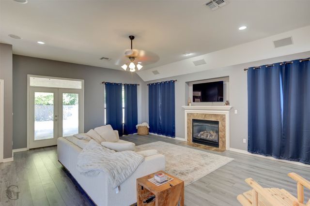 260 Eagle Bend Way, Shreveport, LA 71115