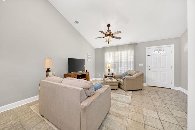 138 Cambridge Dr Unit C4, Gallatin, TN 37066