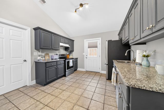 138 Cambridge Dr Unit C4, Gallatin, TN 37066