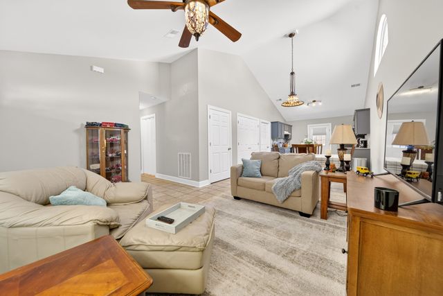 138 Cambridge Dr Unit C4, Gallatin, TN 37066