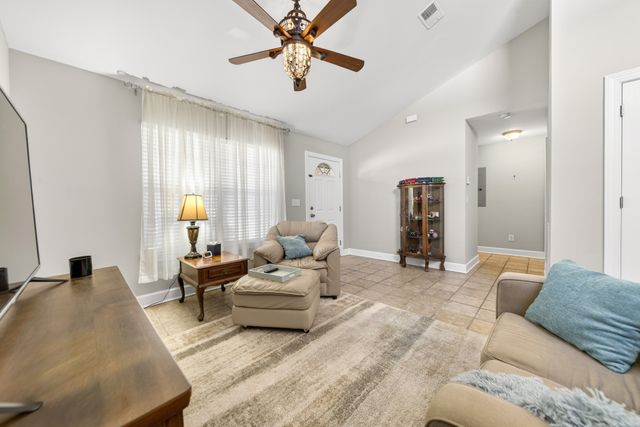 138 Cambridge Dr Unit C4, Gallatin, TN 37066