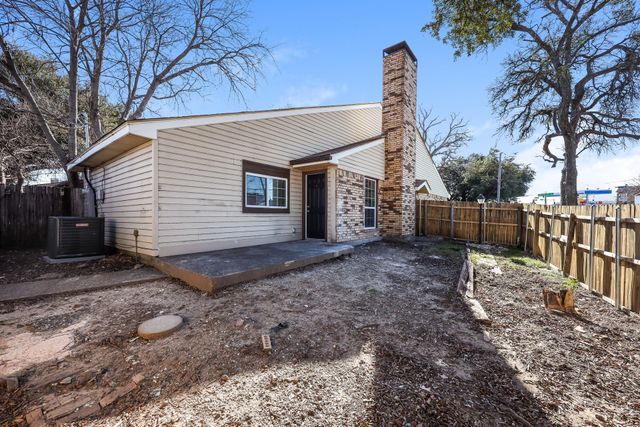 1803 Abshire Lane, Dallas, TX 75228