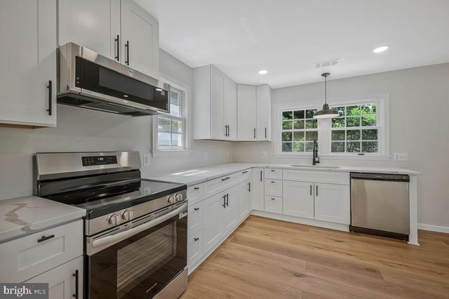 13304 CHERRY TREE CROSSING RD, Brandywine, MD 20613