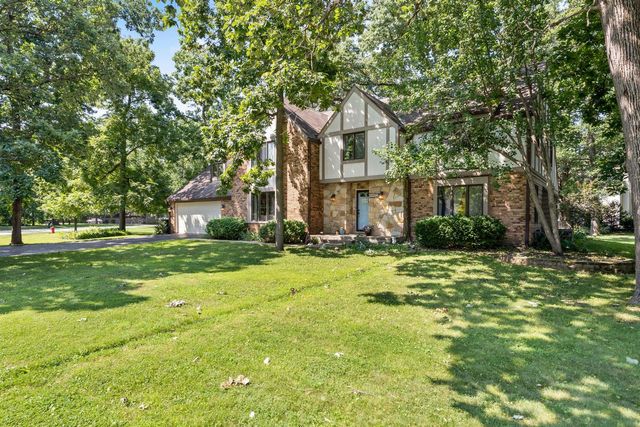22214 S Gawain Drive, Joliet, IL 60404