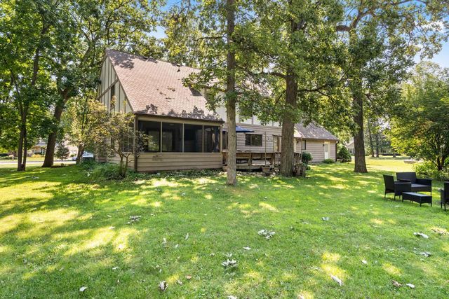 22214 S Gawain Drive, Joliet, IL 60404