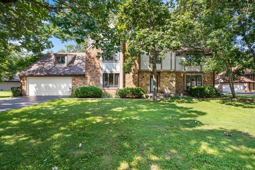 22214 S Gawain Drive, Joliet, IL 60404