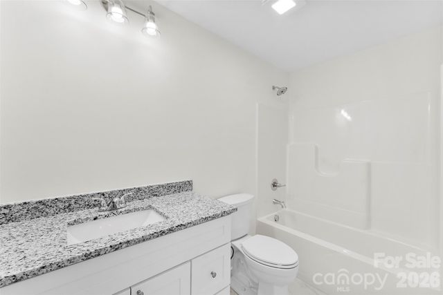 110 W Iowa Avenue, Bessemer City, NC 28016