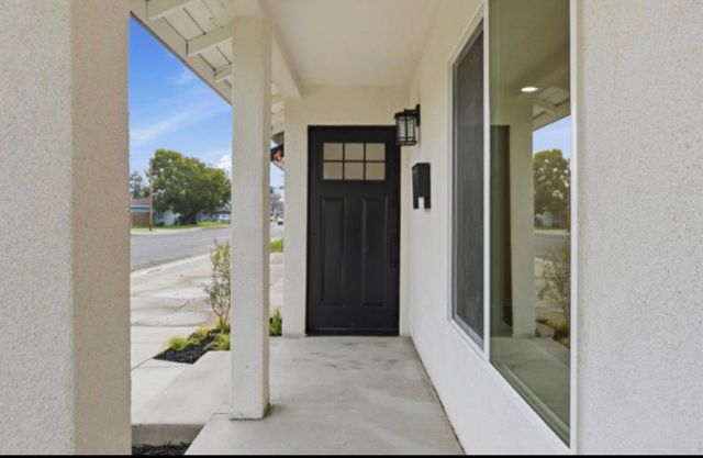 2199 Glen Ave, Merced, CA 95340