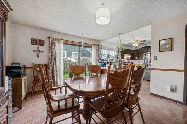 205 Robbin Drive, Romeoville, IL 60446
