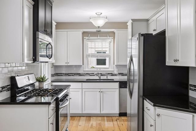 2713 Meridian Drive, Robbinsdale, MN 55422