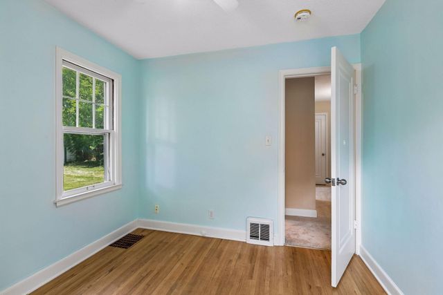 2713 Meridian Drive, Robbinsdale, MN 55422