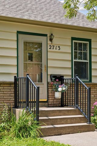 2713 Meridian Drive, Robbinsdale, MN 55422