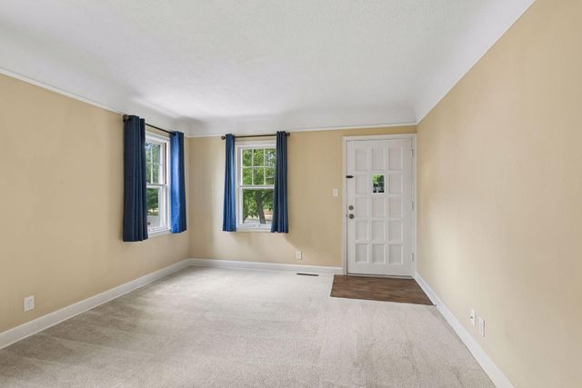 2713 Meridian Drive, Robbinsdale, MN 55422