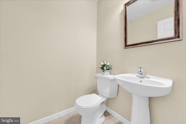901 HEATHER WAY, Morgantown, PA 19543
