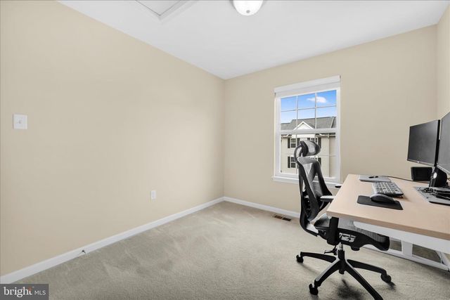901 HEATHER WAY, Morgantown, PA 19543