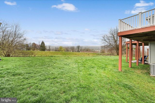 901 HEATHER WAY, Morgantown, PA 19543