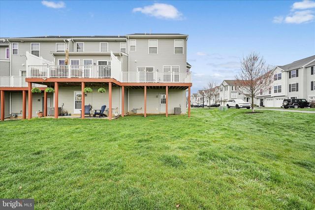 901 HEATHER WAY, Morgantown, PA 19543